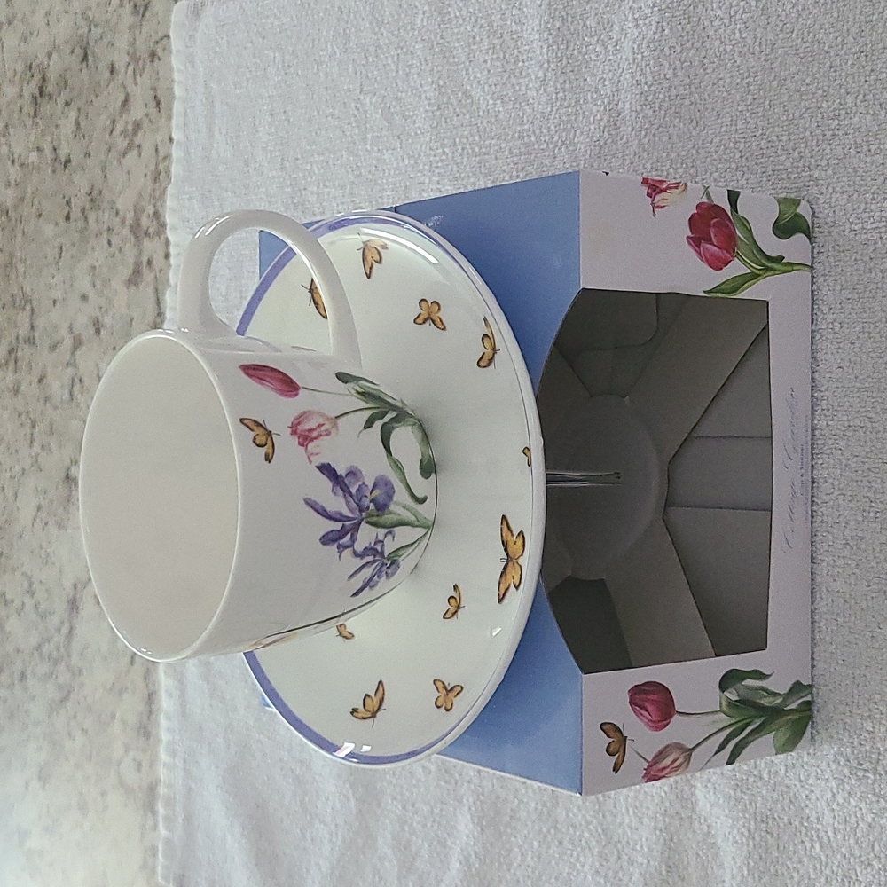 Cottage Garden Collection Cup and Saucer Set